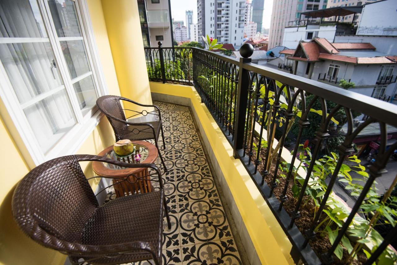 Khmer Surin Boutique Guesthouse Phnom Penh Exterior photo