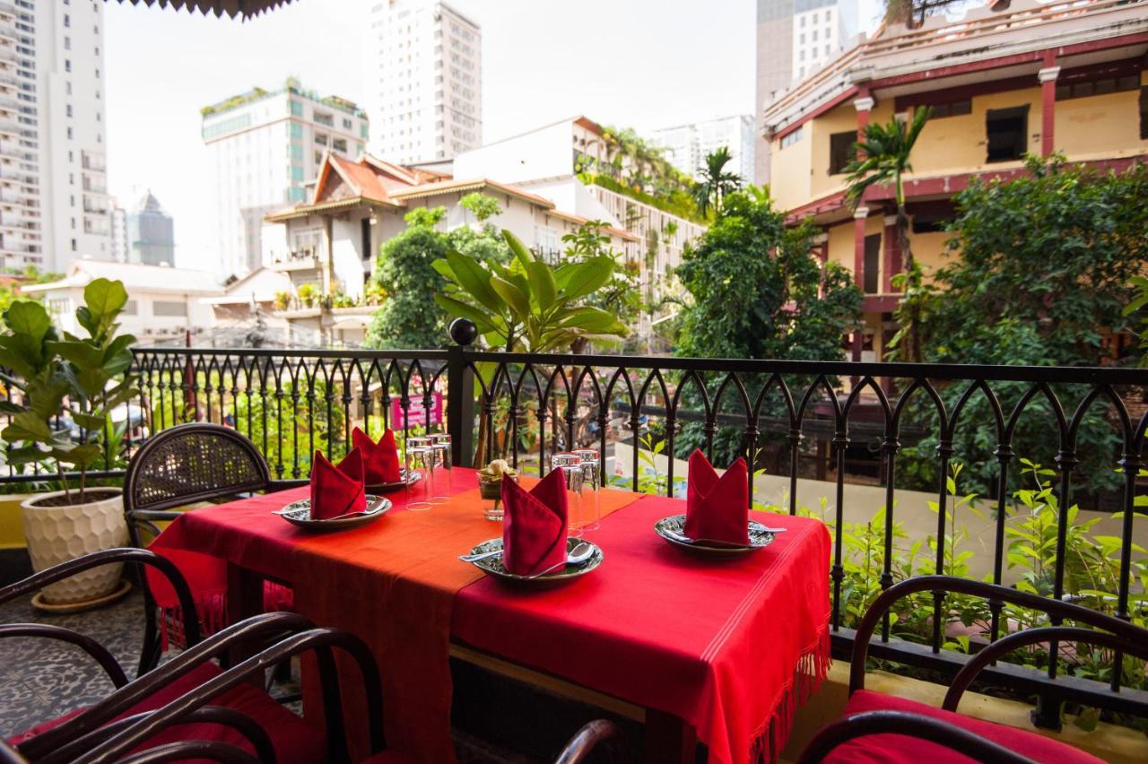 Khmer Surin Boutique Guesthouse Phnom Penh Exterior photo