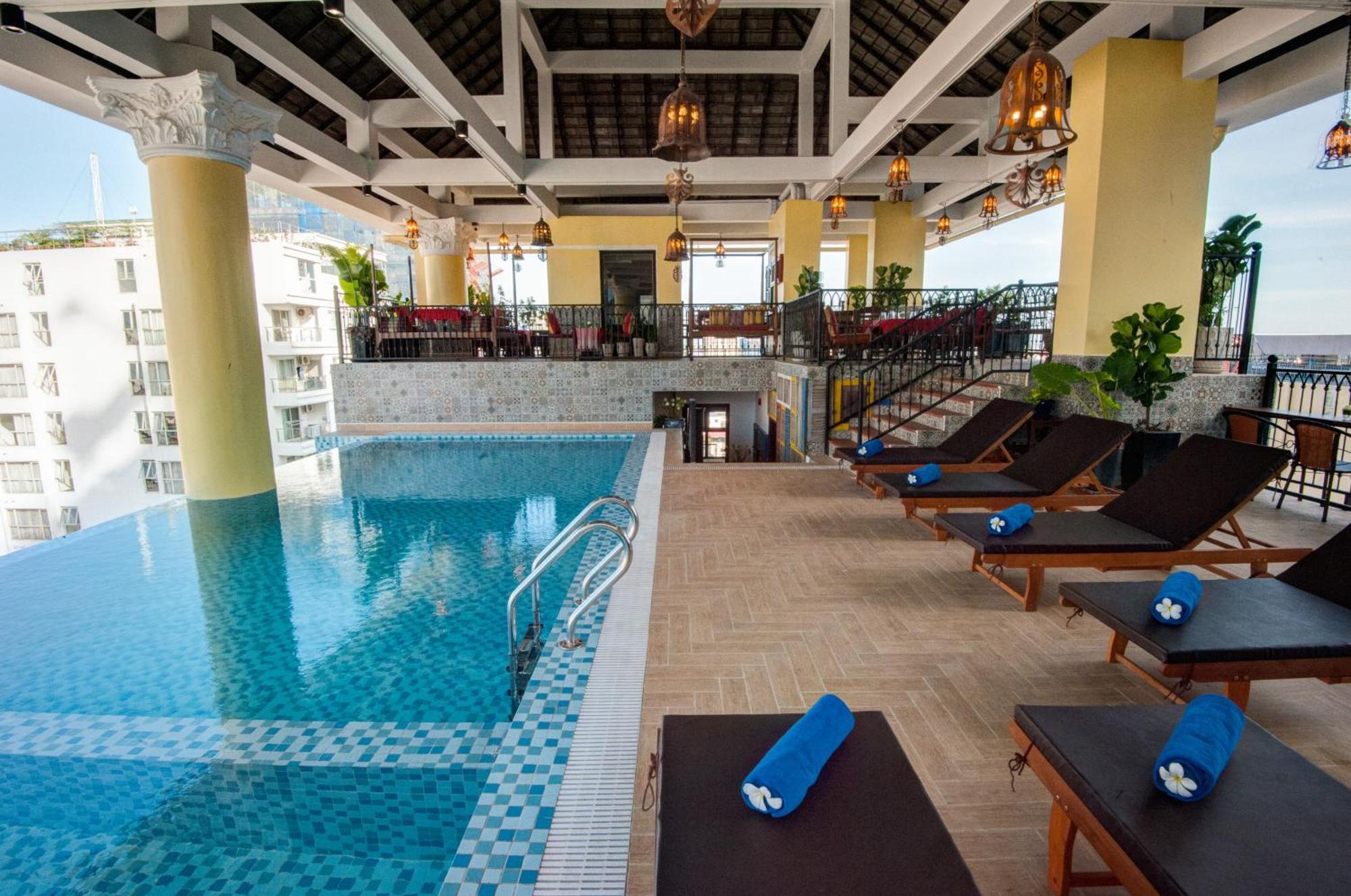 Khmer Surin Boutique Guesthouse Phnom Penh Exterior photo